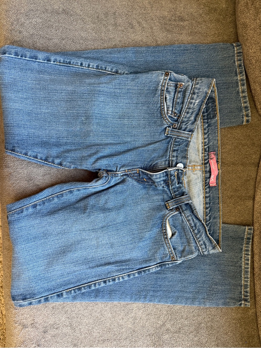 Women's Straight Leg Denim Jeans in Medium Blue